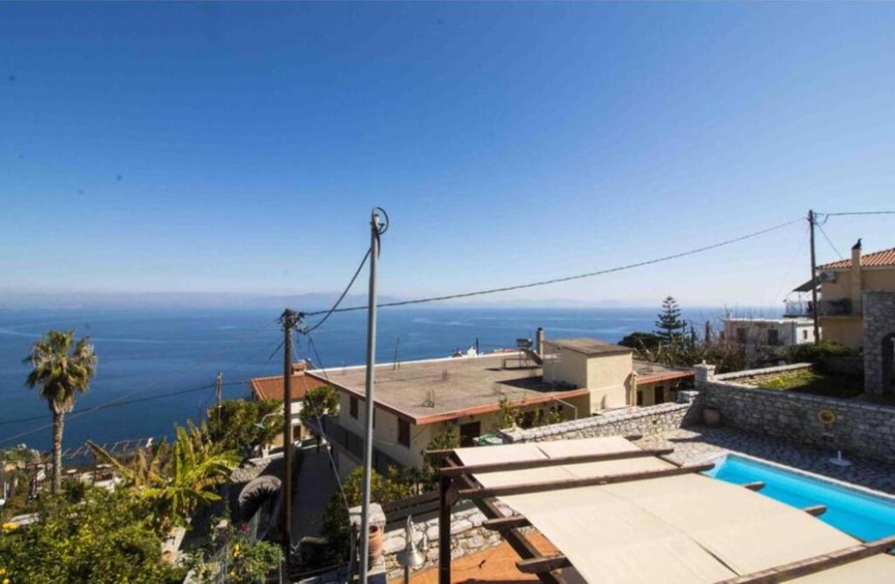 Malvazios Villas #2 Gythio Bagian luar foto